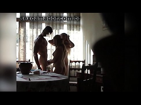 ❤️ Els amics sexuals conviden un home gegant i un trio amb ell ️❌  Sexe al ca.pornsexphoto.ru